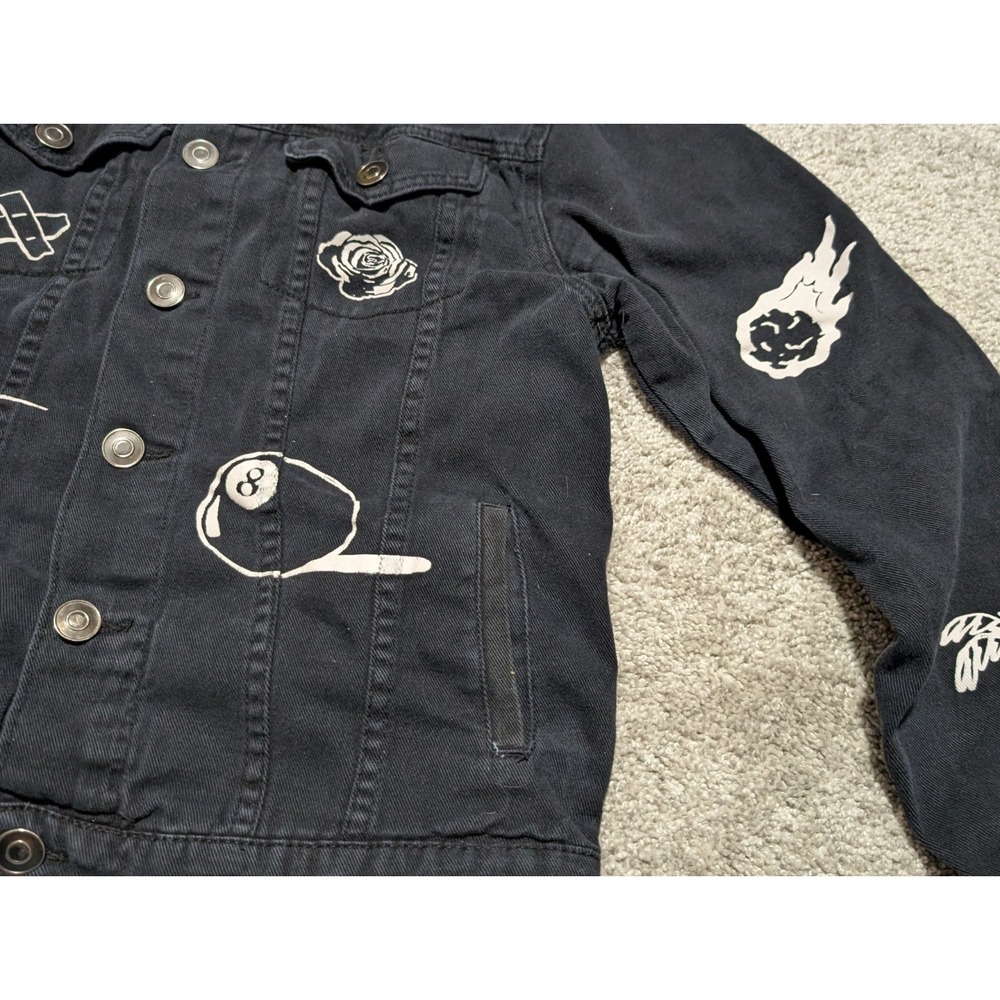 Carbon Tattoo Black Doodle Graphic Print Trucker Denim Jacket Size M Alien Hype‎ - Picture 6 of 8